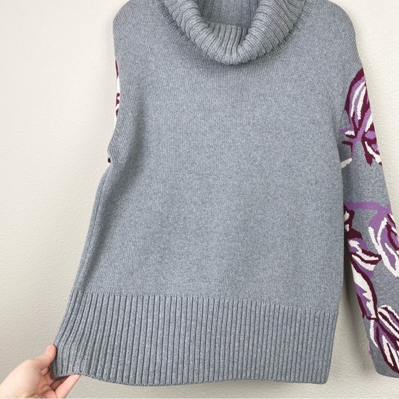 Cabi Women's Medium Eden Turtleneck Pullover Sweater Bell Statement Sleeves Gray - Picture 7 of 16